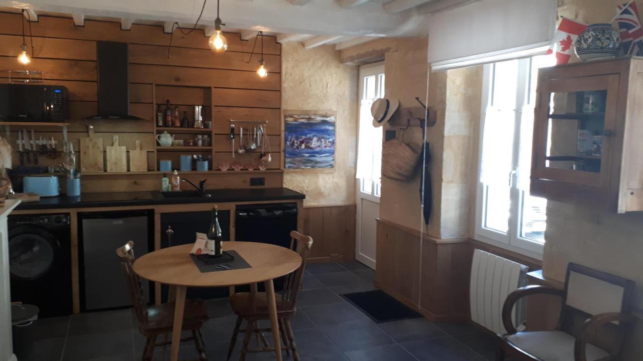 Maison Camille Port-en-Bessin-Huppain Εξωτερικό φωτογραφία